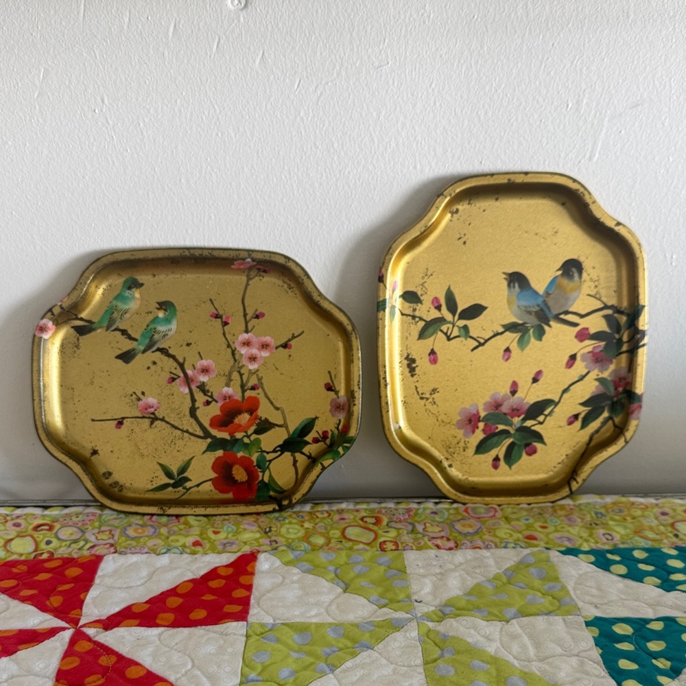 Vintage Floral and Bird Gold Decorative Trays, Elite Trays Made In England 7”x6”